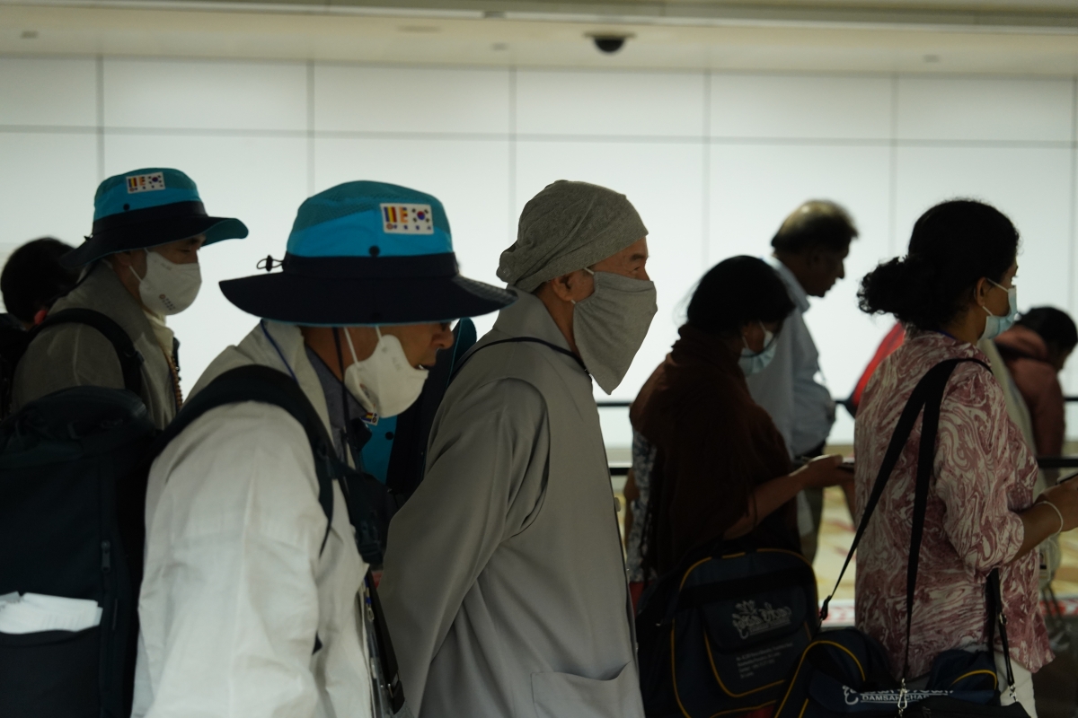 [인도순례] 20230209_델리공항 및 기내 (4)